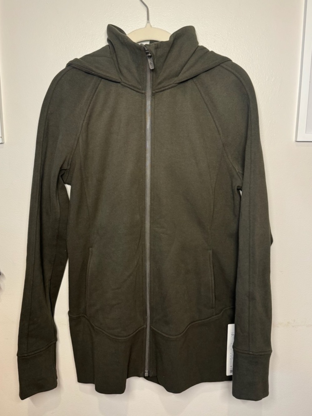 NWT! Lululemon Hooded Radiant Jacket
Dark Olive